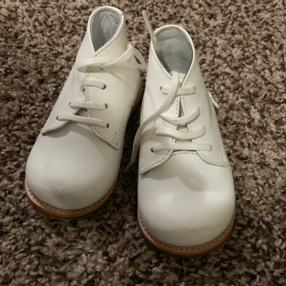 Infant hard bottoms
